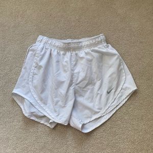 Nike Women's Tempo Dry Core 3'' Running Shorts - White